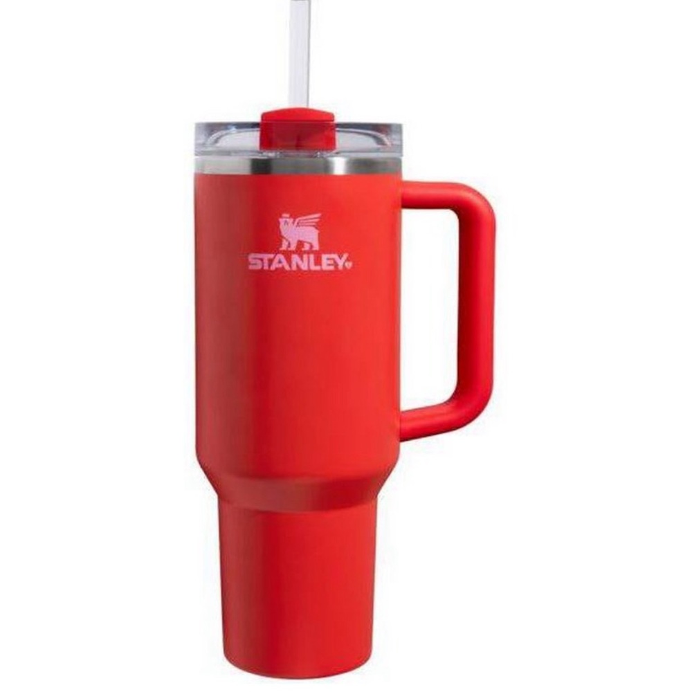 NEW Valentines Stanley 40 oz H.20 Flowstate Quencher Tumbler Target Red